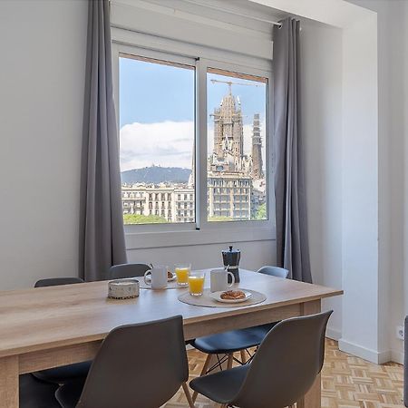 Ab Sagrada Familia Views Apartment Barcelona Luaran gambar