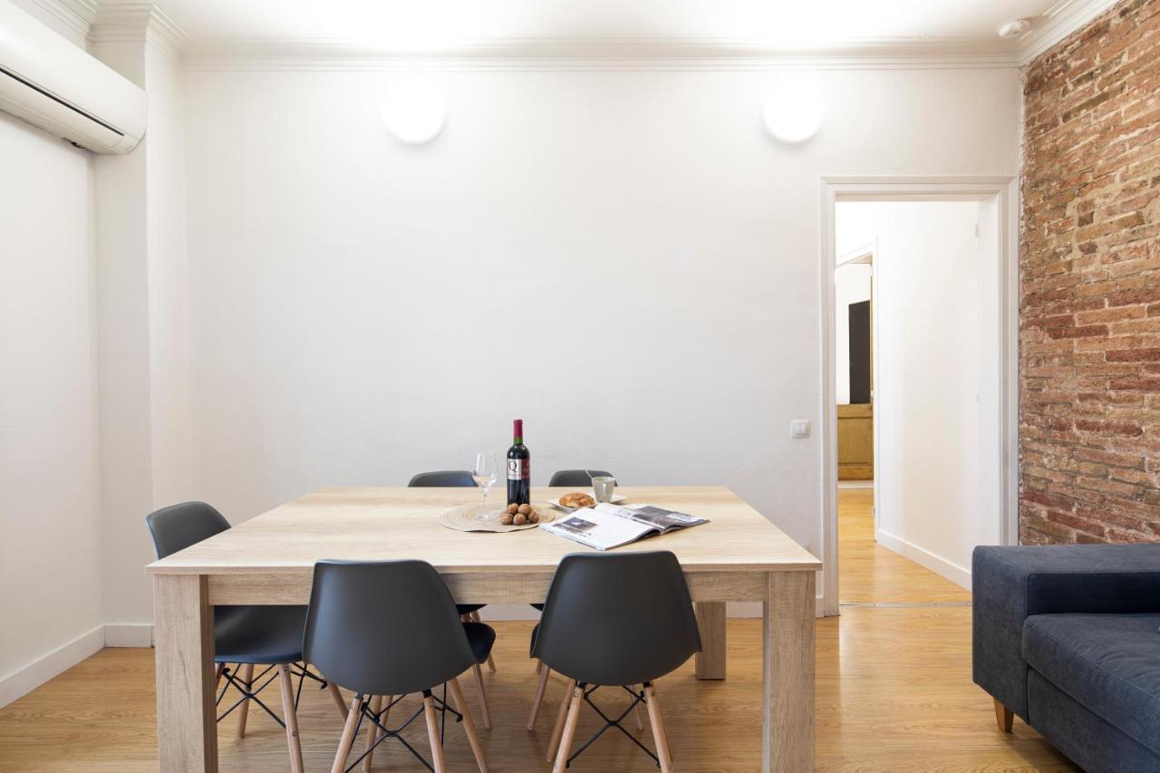 Ab Sagrada Familia Views Apartment Barcelona Luaran gambar