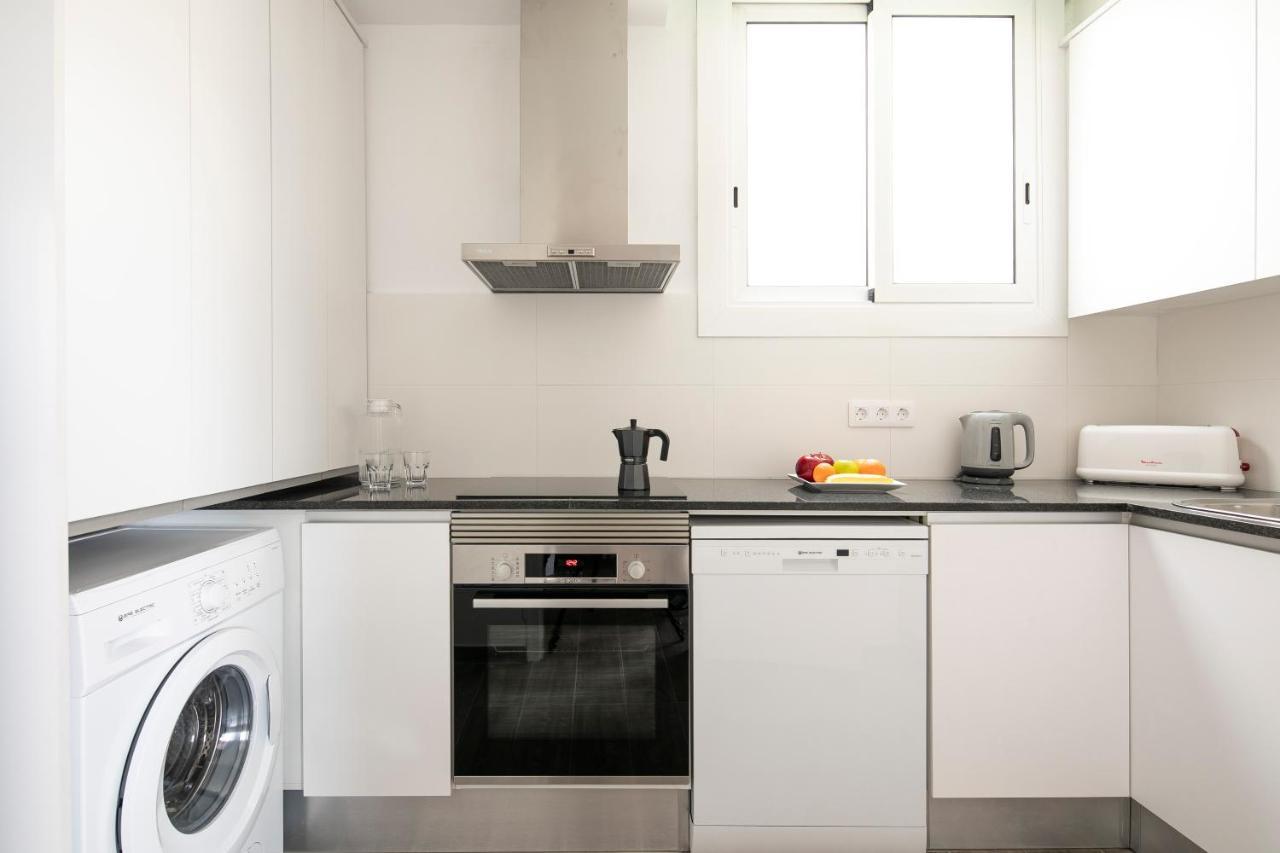 Ab Sagrada Familia Views Apartment Barcelona Luaran gambar