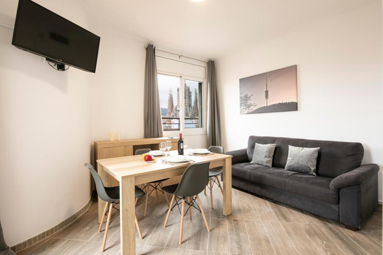 Ab Sagrada Familia Views Apartment Barcelona Luaran gambar
